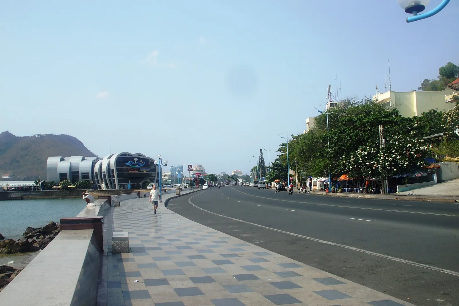 Nằm đường Vũng Tàu nhìn tổng quan