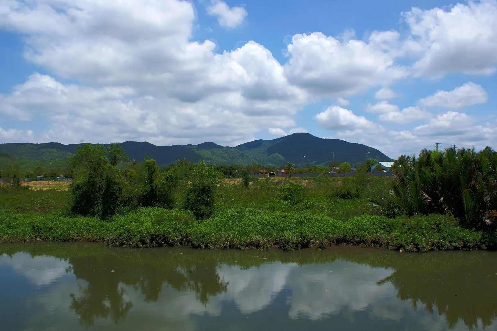 Thời tiết Bà Rịa nhìn tổng quan